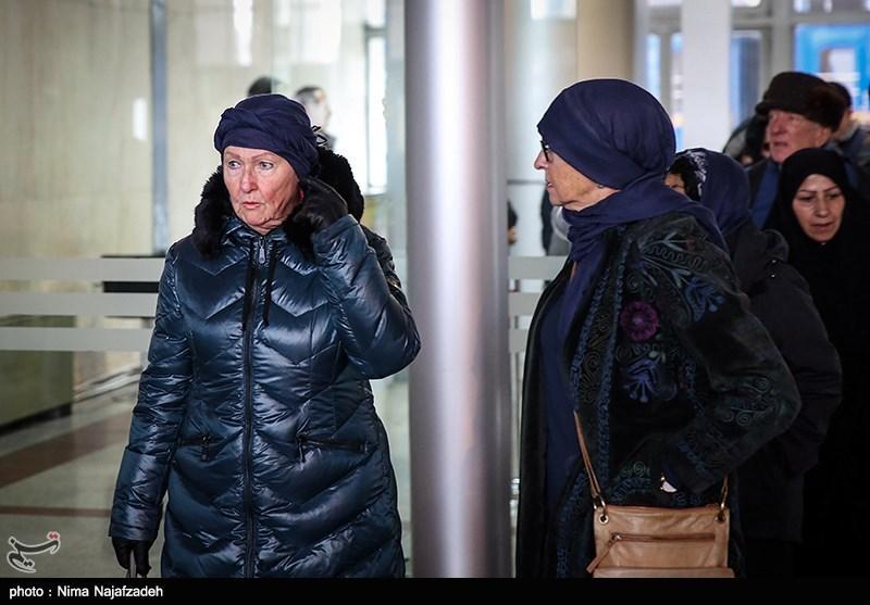 گردشگران با لبخند روحانی و ظریف به ایران نمی آیند، سلطانی گردشگران با لبخند روحانی و ظریف به ایران نمی آیند، سلطانی فر سرمان کلاه گذاشت