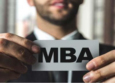 دوره Foundation رشته MBA در کانادا