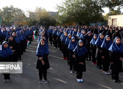 خبرنگاران حضور دانش آموزان در مدارس البرز بستگی به شرایط کرونا دارد