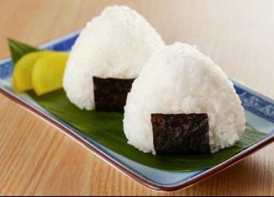 همه چیز در خصوص اونیگیری یا کوفته برنجی ژاپنی