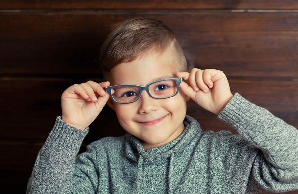 10 مدل قاب عینک بچگانه زیبا و مناسب برای بچه ها