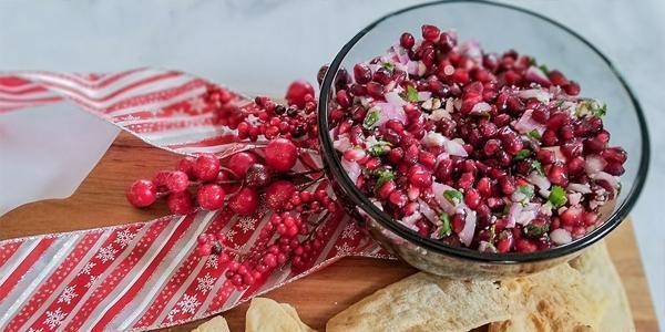 طرز تهیه سالاد لوبیا قرمز و انار؛ ویژه شب یلدا طرز تهیه سالاد لوبیا قرمز و انار؛ ویژه شب یلدا